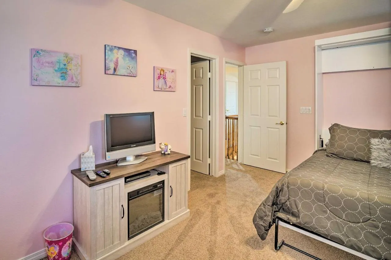 度假居 Spacious North Las Vegas Home With Yard